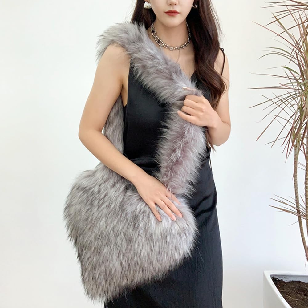 Cookies Heart Shaped Furry Purse for Women Large Soft Shoulder Bag Fluffy Faux Fur Trendy Y2K Girls Handbag
