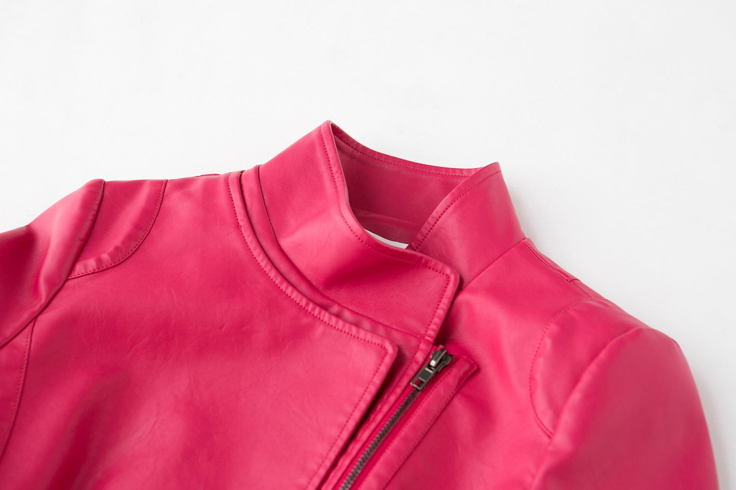 Cookies Women's Stylish Oblique Zip Jacket