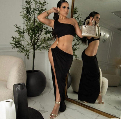 Don’t Be A Stranger Cut Out Maxi Dress
