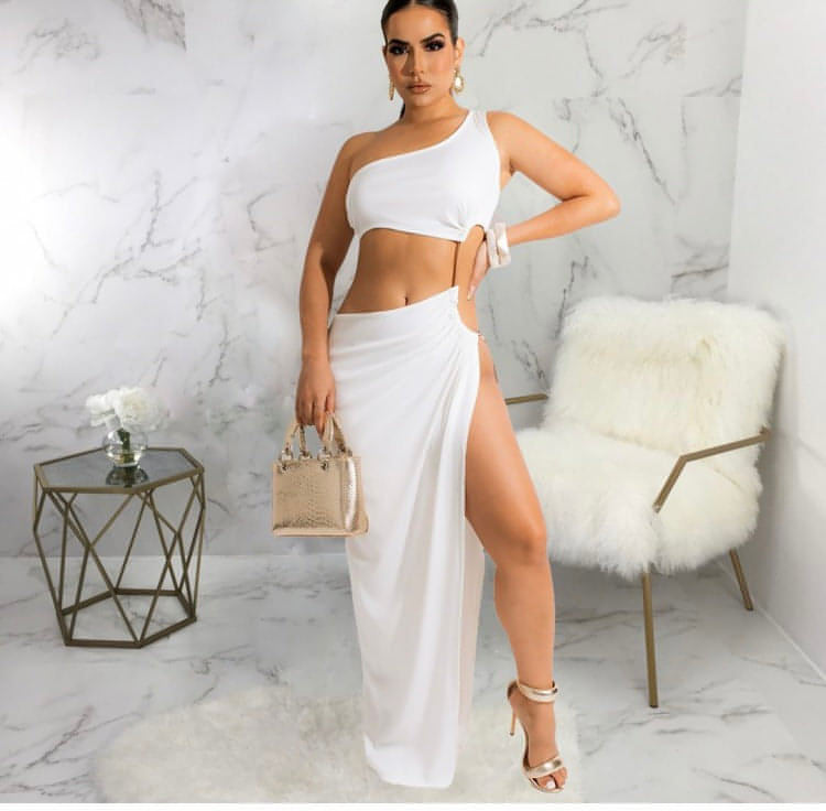 Don’t Be A Stranger Cut Out Maxi Dress